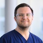 Dr. med. John Hanke